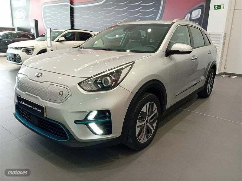 Gris / plateado Usado 2021 Kia e-Niro 2 SUV | 18.990 € - Imagen 1/4