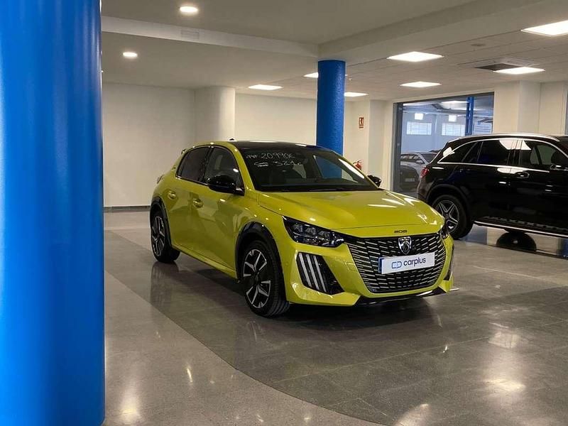 Usado Peugeot 208 GT 101 CV (74 kW) 2024 Amarillo Utilitario