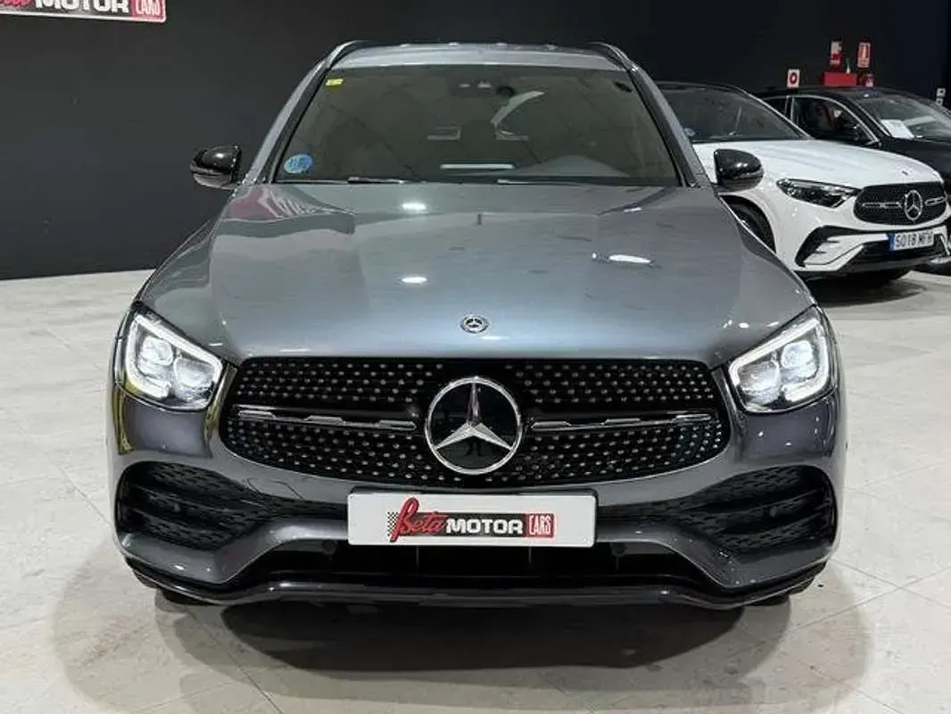 Usado Mercedes GLC300 258 CV (189 kW) 2020 Gris SUV