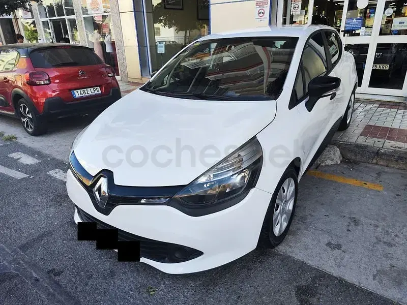 Usado Renault Clio IV Business 75 CV (55 kW) 2014 Blanco Berlina