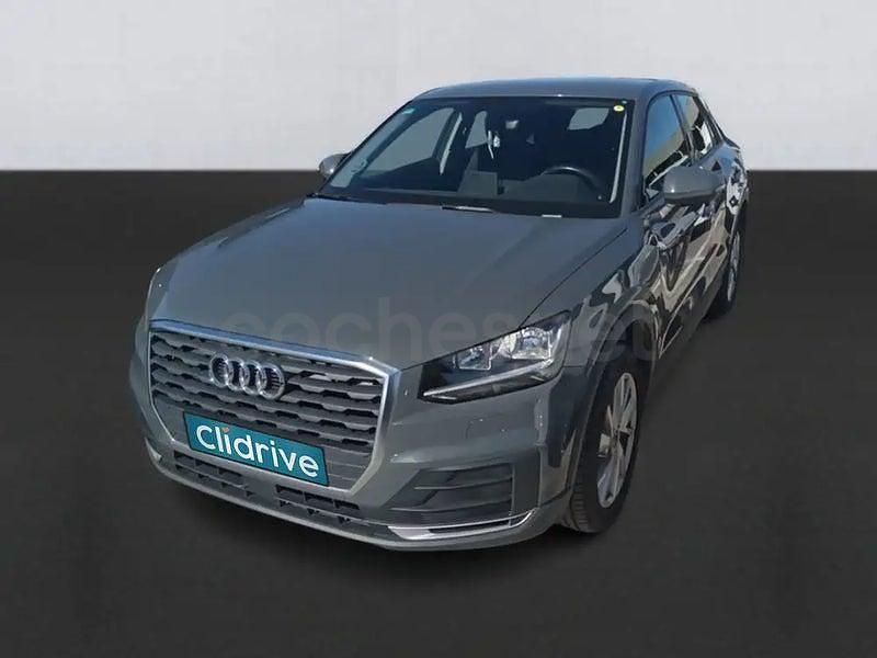 Usado Audi Q2 Advanced Plus 116 CV (85 kW) 2019 Gris / plata SUV