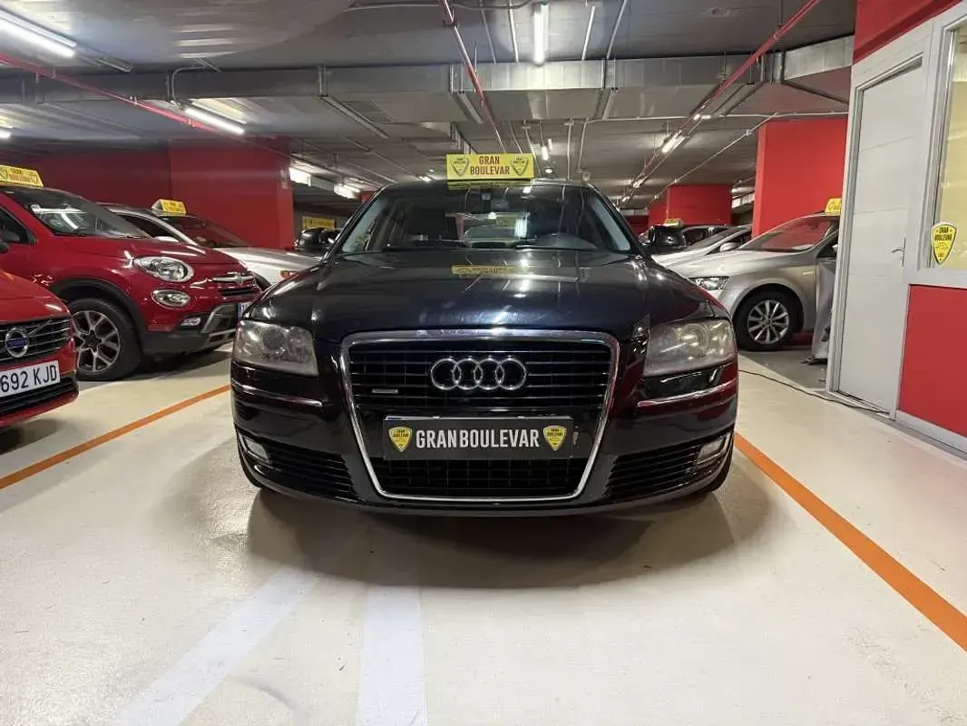 Usado Audi A8 234 CV (172 kW) 2008 Azul Berlina