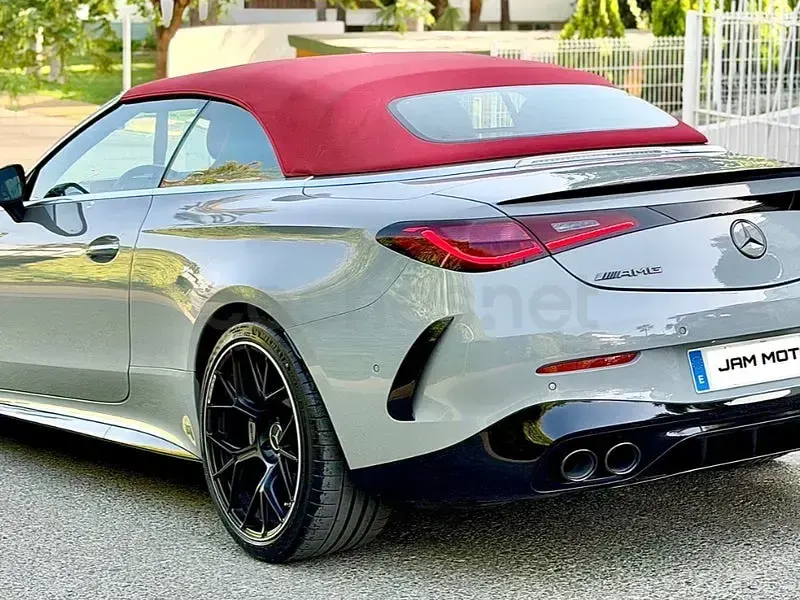 Usado Mercedes CLE53 AMG 449 CV (330 kW) 2025 Gris / plata Descapotable