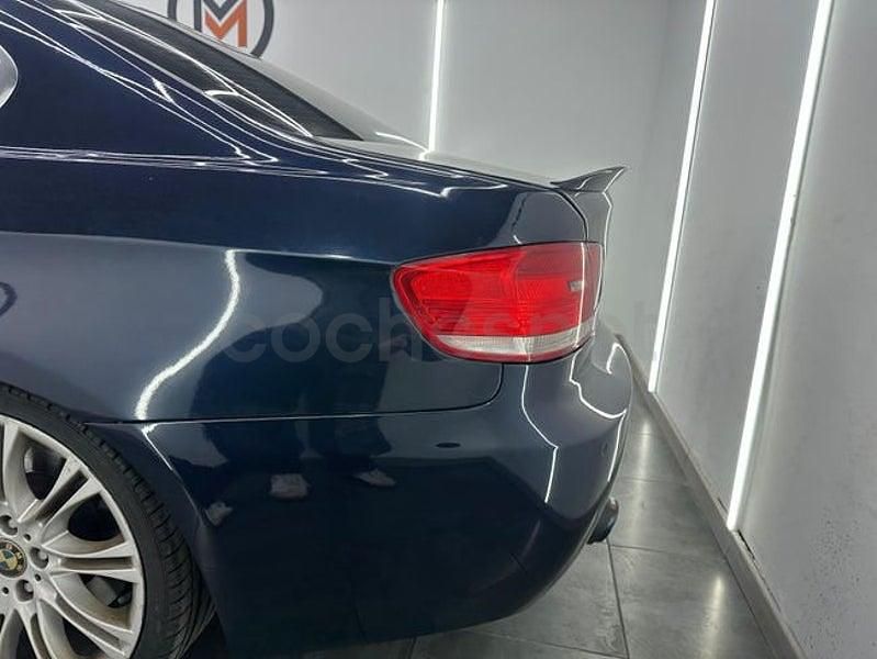 Usado BMW 325 235 CV (172 kW) 2007 Azul Coupe