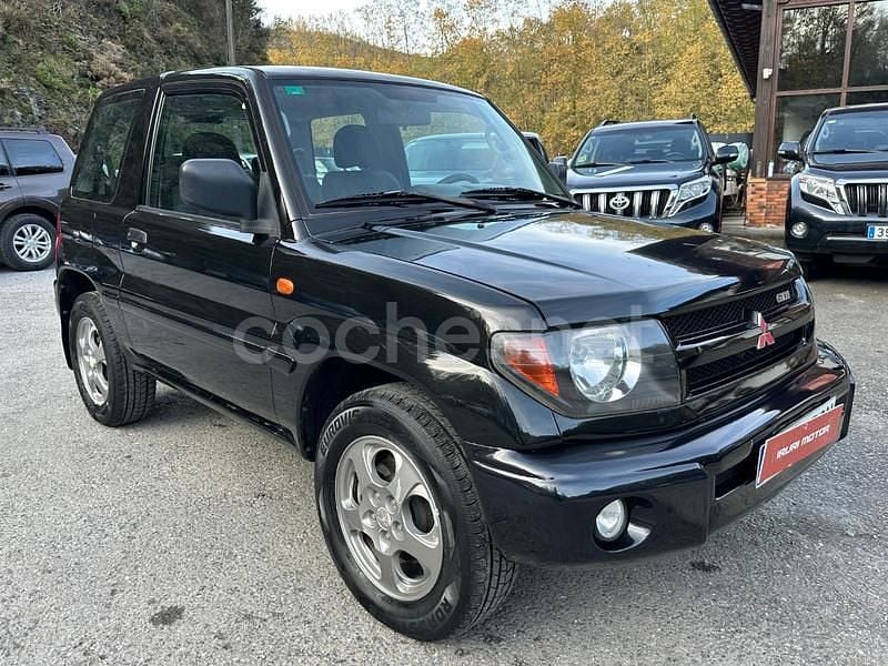 Usado Mitsubishi Montero Plus 120 CV (88 kW) 2001 Negro SUV