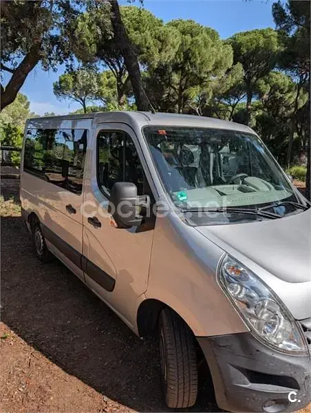 Usado Renault Master 120 CV (88 kW) 2012 Gris / plata Pickup/Camioneta