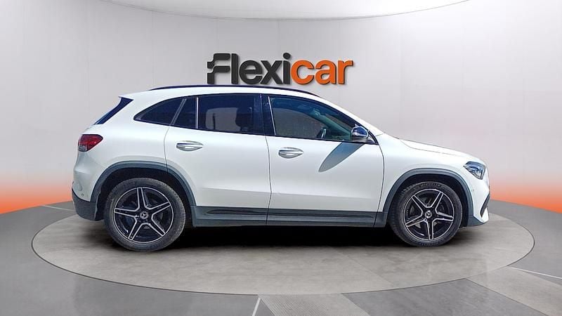 Usado Mercedes GLA200 150 CV (110 kW) 2020 Blanco SUV