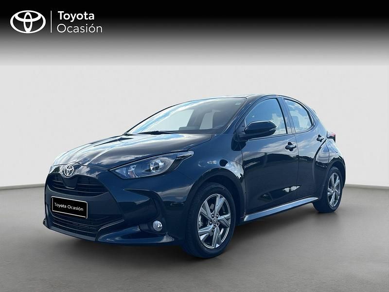 Negro Usado 2024 Toyota Yaris Active | 20.490 € (Precio justo) - Imagen 1/4