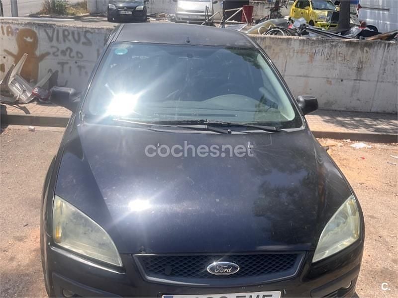 Usado Ford Focus Trend 116 HP (85 kW) 2007 Verde Sedan