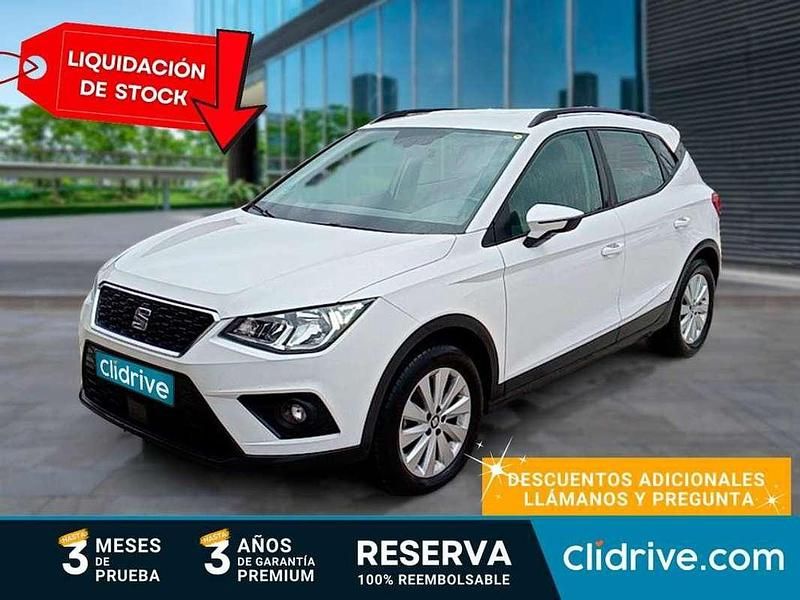 Usado Seat Arona Style 95 CV (69 kW) 2021 Blanco SUV