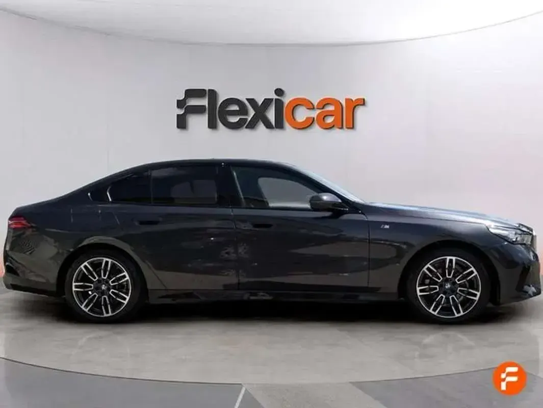 Usado BMW 520 197 CV (144 kW) 2024 Gris Berlina
