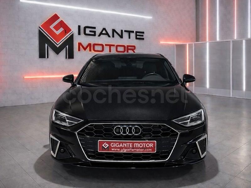 Usado Audi A4 S-Line 136 CV (100 kW) 2021 Negro Familiar