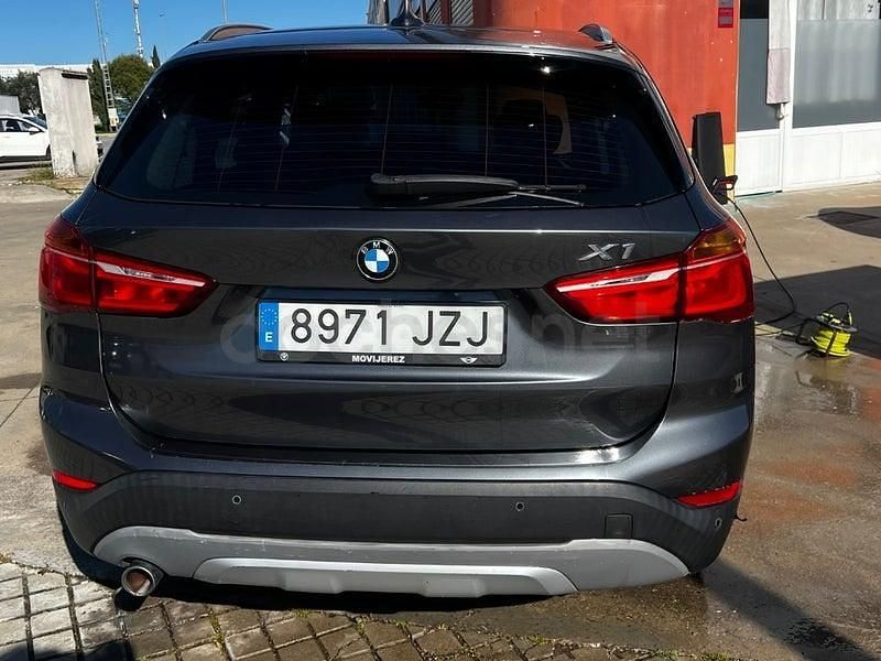 Käytetty BMW X1 150 HP (110 kW) 2018 Harmaa Katumaasturi