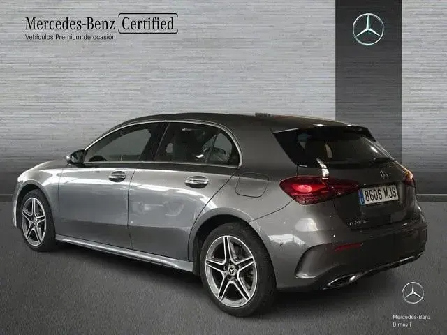 Usado Mercedes A250 218 CV (160 kW) 2023 Gris montaña Berlina