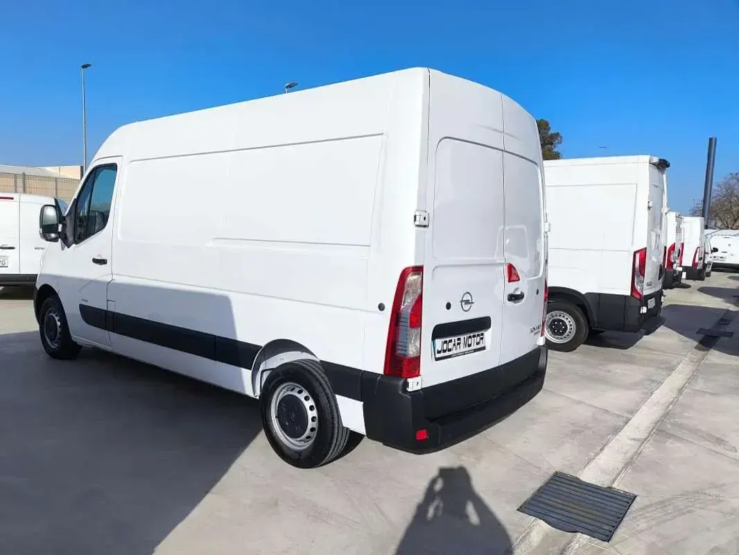 Usado Opel Movano 136 CV (100 kW) 2021 Blanco Van