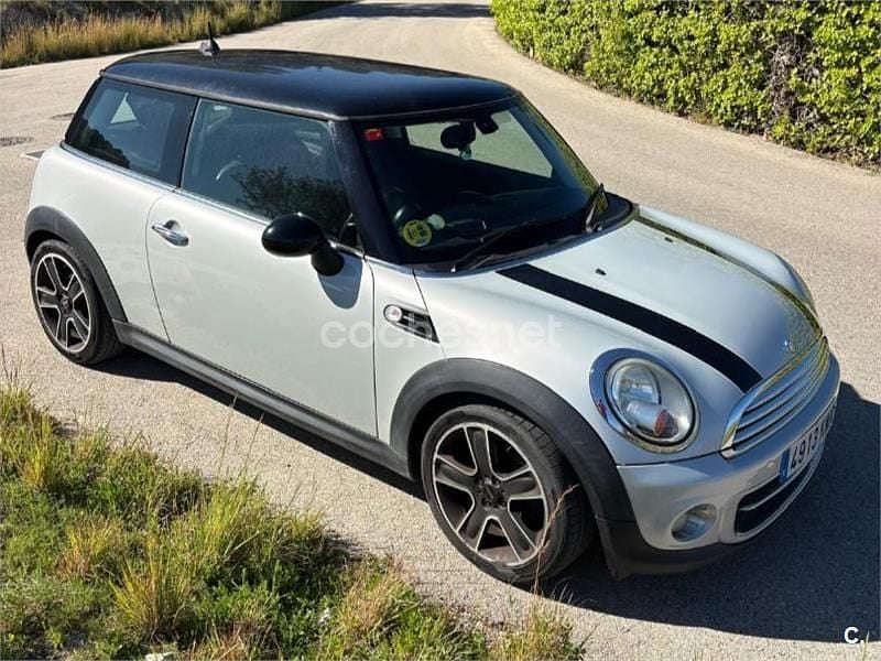 Usado Mini Cooper D 111 CV (81 kW) 2013 Amarillo Utilitario