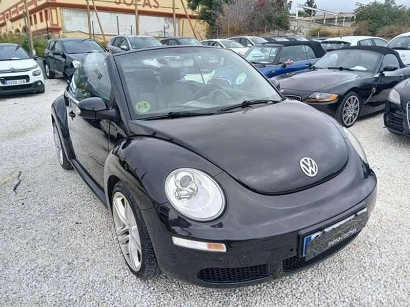 Usado VW Beetle Cabriolet 99 CV (72 kW) 2007 Negro Descapotable