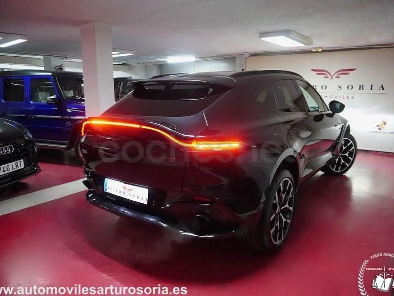 Usado Aston Martin DBX 551 CV (405 kW) 2021 Negro SUV