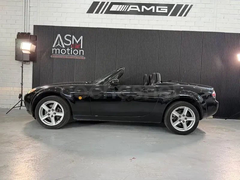 Usado Mazda MX5 Active 126 CV (92 kW) 2007 Negro Descapotable