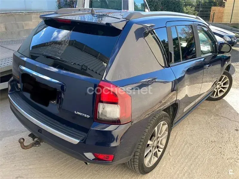 Usado Jeep Compass Opening Edition 170 CV (125 kW) 2017 Azul SUV