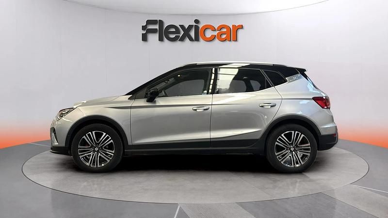 Usado Seat Arona FR 110 CV (80 kW) 2024 Gris SUV