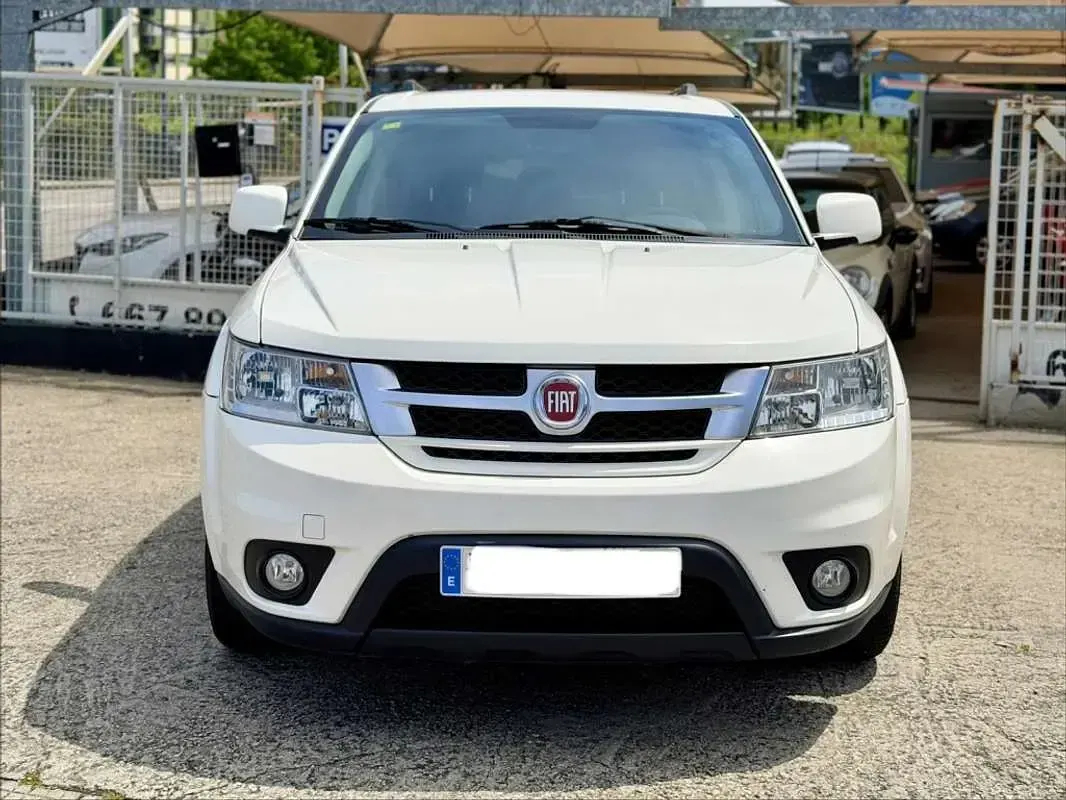 Usado Fiat Freemont 140 CV (102 kW) 2014 Blanco SUV