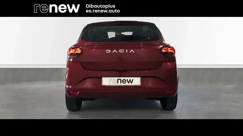 Usado Dacia Sandero Expression 100 CV (73 kW) 2023 Rojo Berlina
