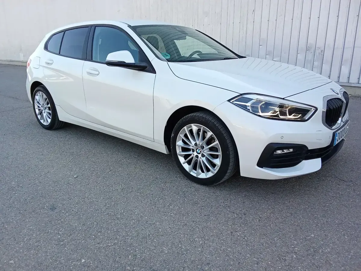 Usado BMW 118 136 CV (100 kW) 2022 Blanco Utilitario