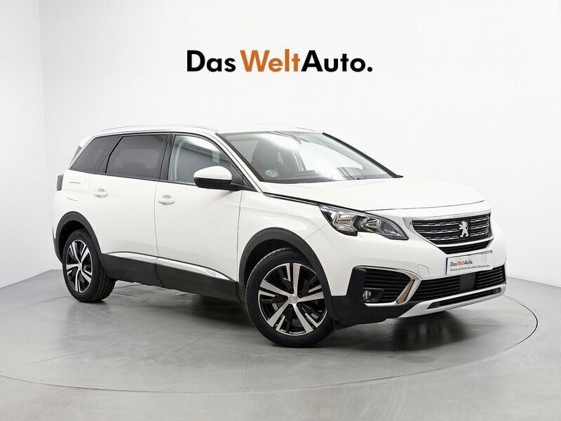 Usado Peugeot 5008 Allure 131 CV (96 kW) 2020 Blanco Monovolumen