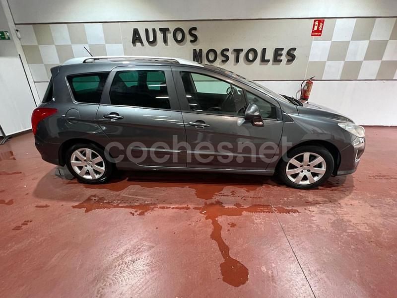 Gris / plata Usado 2011 Peugeot 308 SW Active Familiar | 4600 € (Super precio) - Imagen 1/4