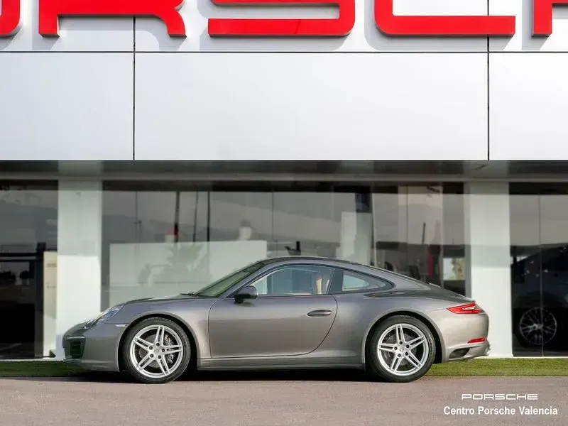 Käytetty Porsche 911 Carrera 4 370 HP (272 kW) 2016 Harmaa Coupe - kaksiovinen