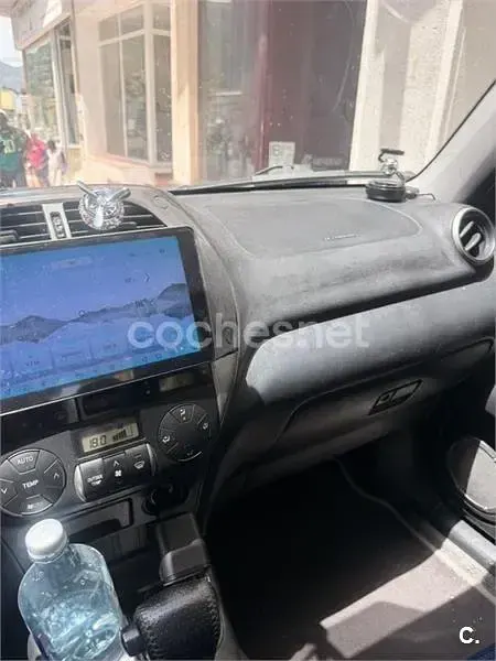 Usado Toyota RAV4 Sol 150 CV (110 kW) 2005 Gris / plata SUV