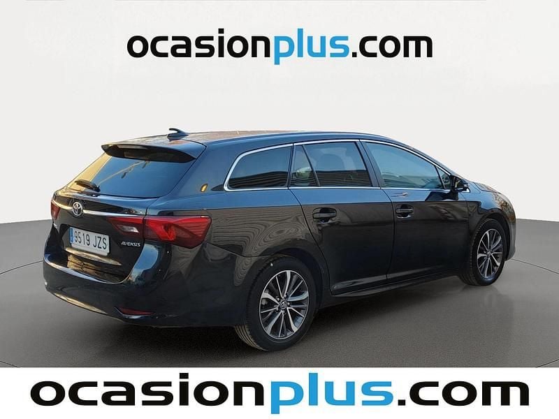 Usado Toyota Avensis Business Edition 143 CV (105 kW) 2017 Negro Familiar