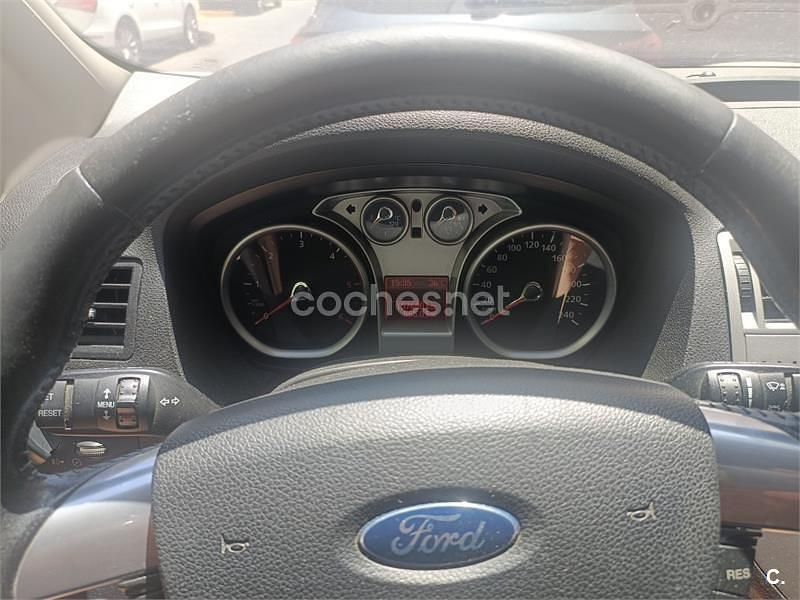 Blanco Usado 2009 Ford Kuga Titanium SUV | 8500 € (Precio justo) - Imagen 1/4
