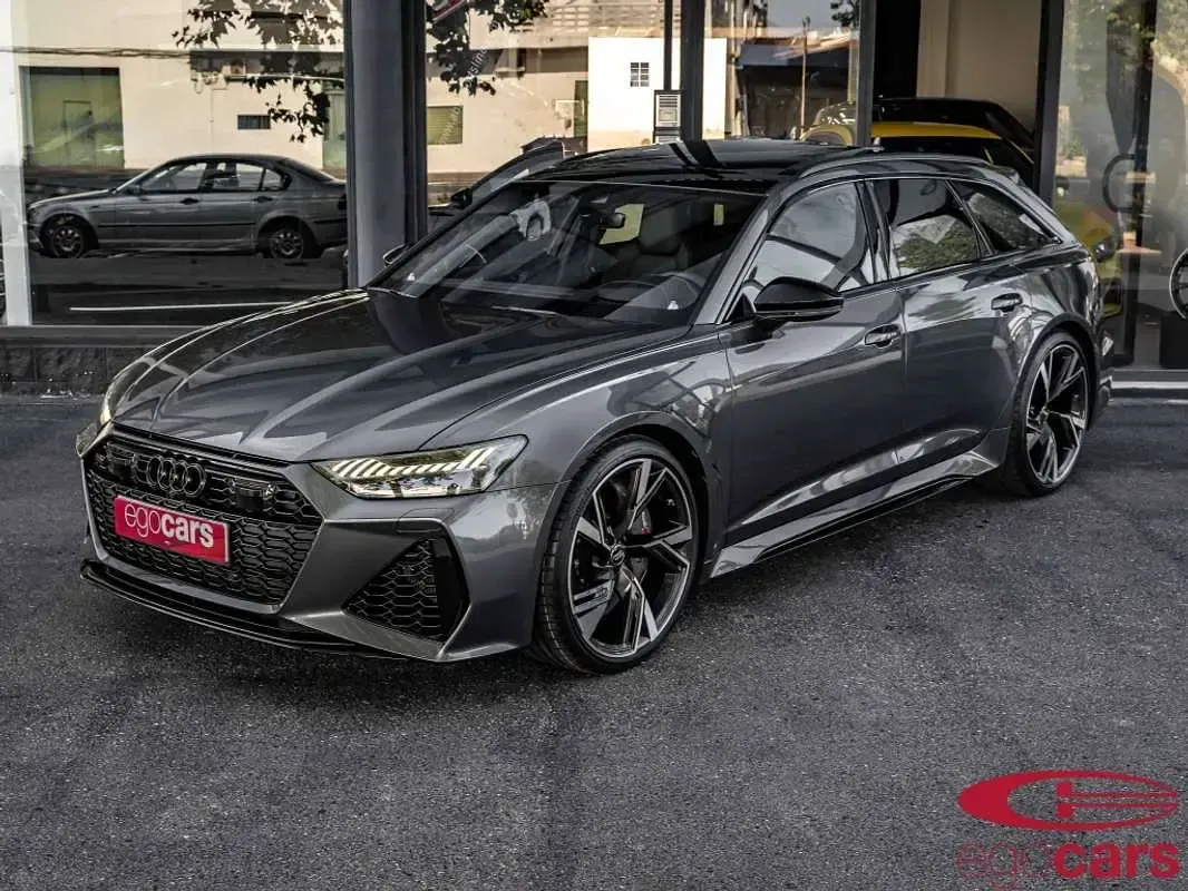 Usado Audi RS6 600 CV (441 kW) 2021 Gris Familiar