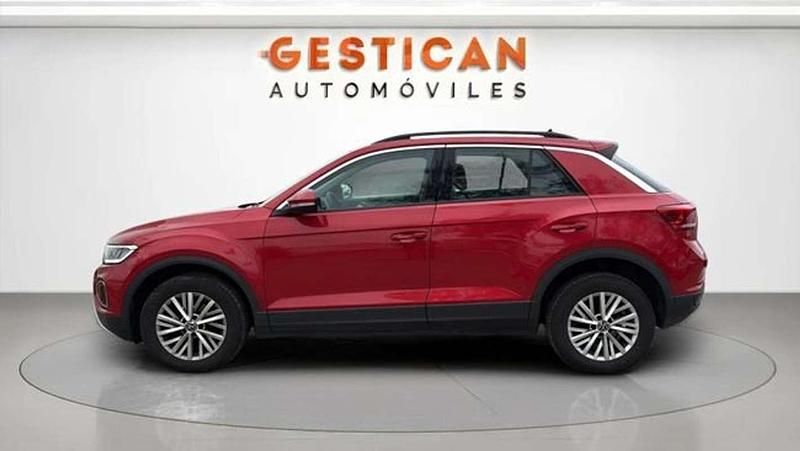 Usado VW T-Roc Edition 116 CV (85 kW) 2023 Rojo SUV