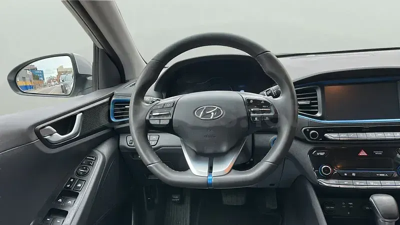 Usado Hyundai Ioniq 141 CV (103 kW) 2018 Gris Utilitario
