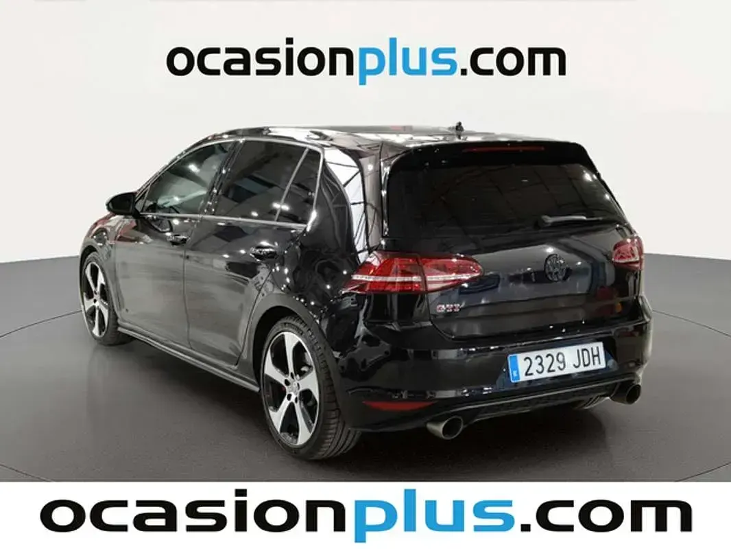 Usado VW Golf VII GTI 230 CV (169 kW) 2015 Negro Utilitario