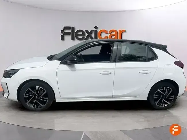 Usado Opel Corsa 100 CV (73 kW) 2023 Blanco Utilitario