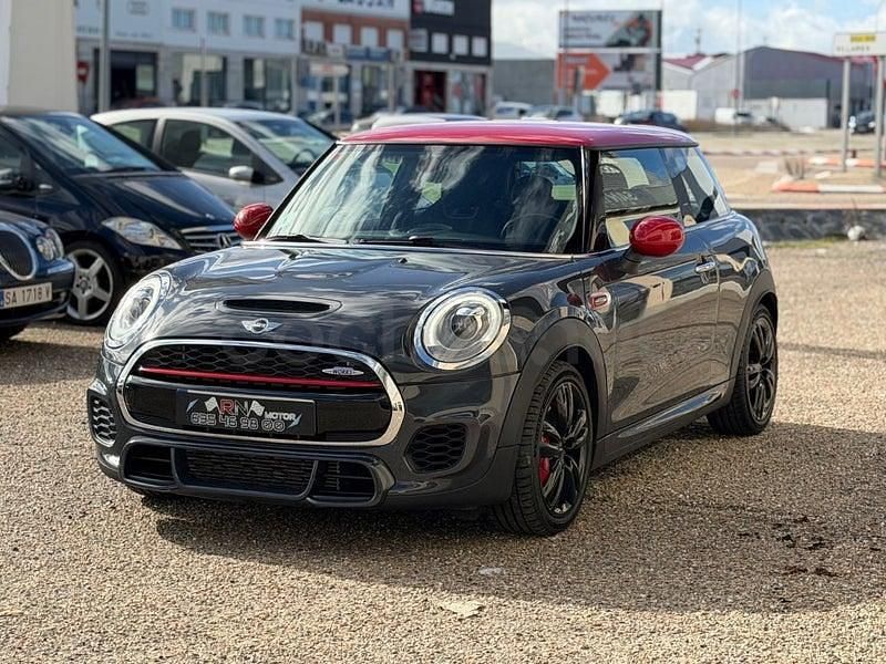 Usado Mini John Cooper Works 231 CV (169 kW) 2017 Gris / plata Utilitario