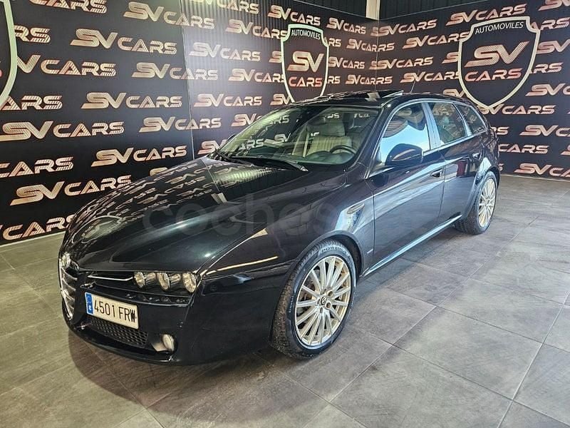 Negro Usado 2007 Alfa Romeo 159 Distinctive Familiar | 8999 € (Caro) - Imagen 1/4