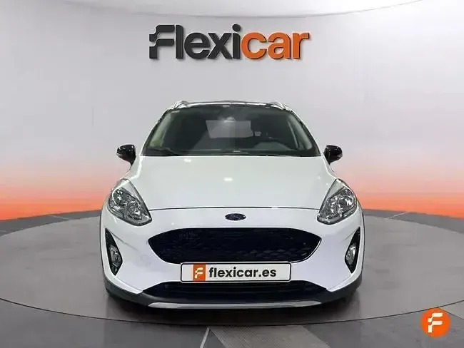 Usado Ford Fiesta Active 86 CV (63 kW) 2018 Blanco Utilitario