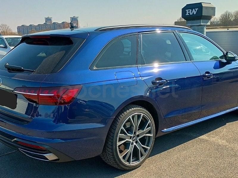 Usado Audi A4 163 CV (119 kW) 2022 Azul Familiar