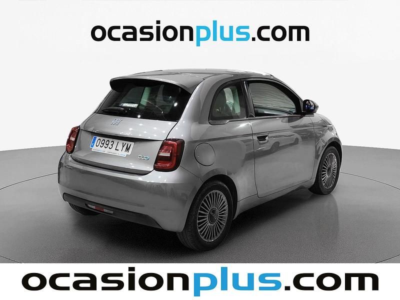 Usado Fiat 500e Icon 86 kW (118 CV) 2022 Gris Utilitario