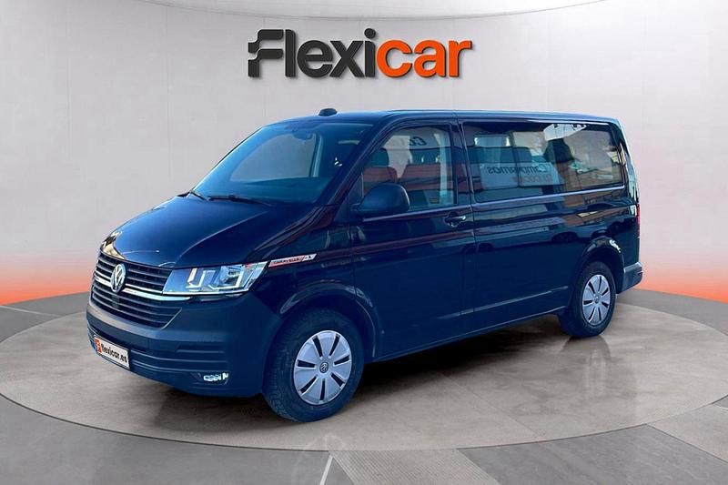 Usado VW Caravelle 150 CV (110 kW) 2024 Negro Monovolumen