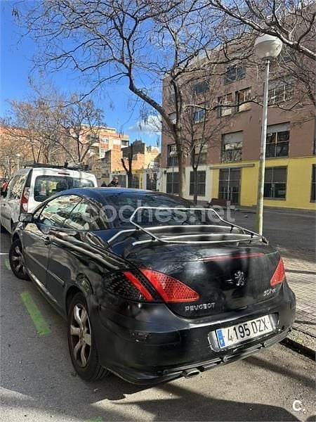 Usado Peugeot 307 CC 138 CV (101 kW) 2006 Negro Descapotable
