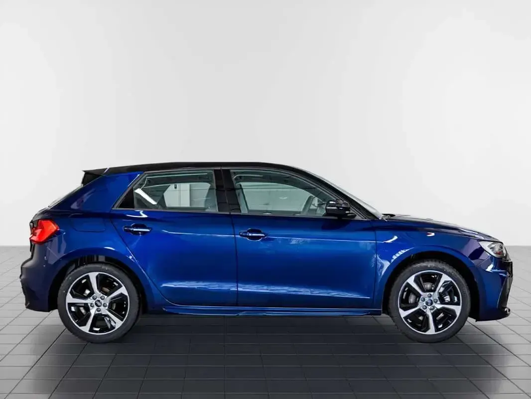 Nuevo Audi A1 Sportback 116 CV (85 kW) 2026 Azul Utilitario