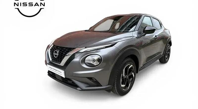 Usado Nissan Juke N-Connecta 114 CV (83 kW) 2023 Skline grey (metalizado) SUV