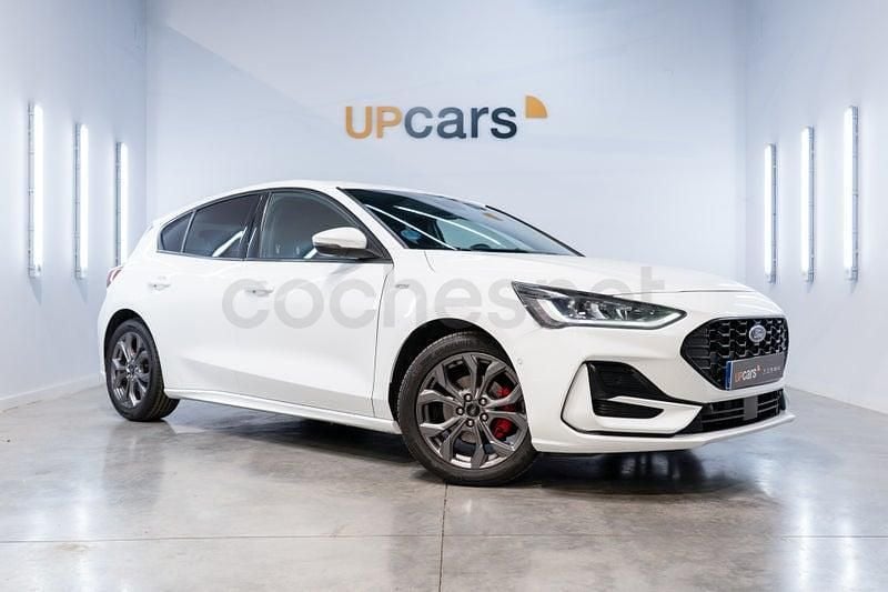 Usado Ford Focus ST-Line 125 CV (91 kW) 2022 Blanco Berlina