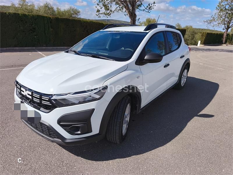 Usado Dacia Sandero Essentiel 101 CV (74 kW) 2024 Blanco Berlina